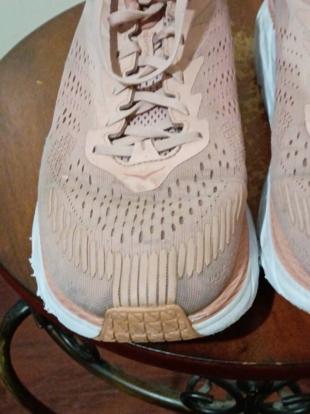 Hoka One One Clifton 7 Women's Sneakers Women's Size 11B 1110509 Pale Mauve - Picture 7 of 15